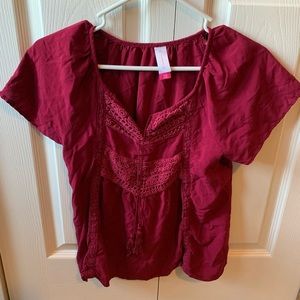 Women’s maroon blouse